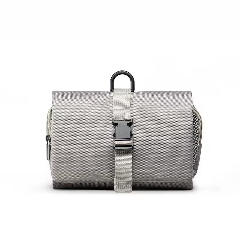 Trousse de toilette suspendue pliable à poches filet