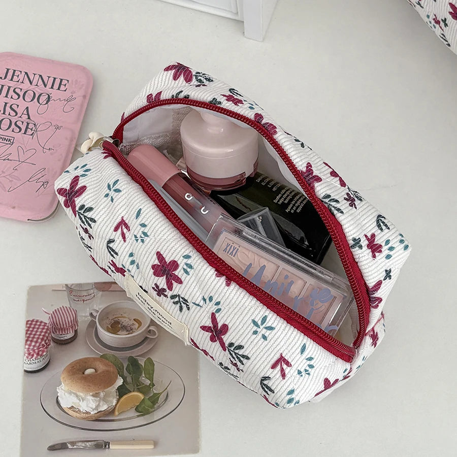 Trousse maquillage à fleurs – Velours côtelé pratique et chic