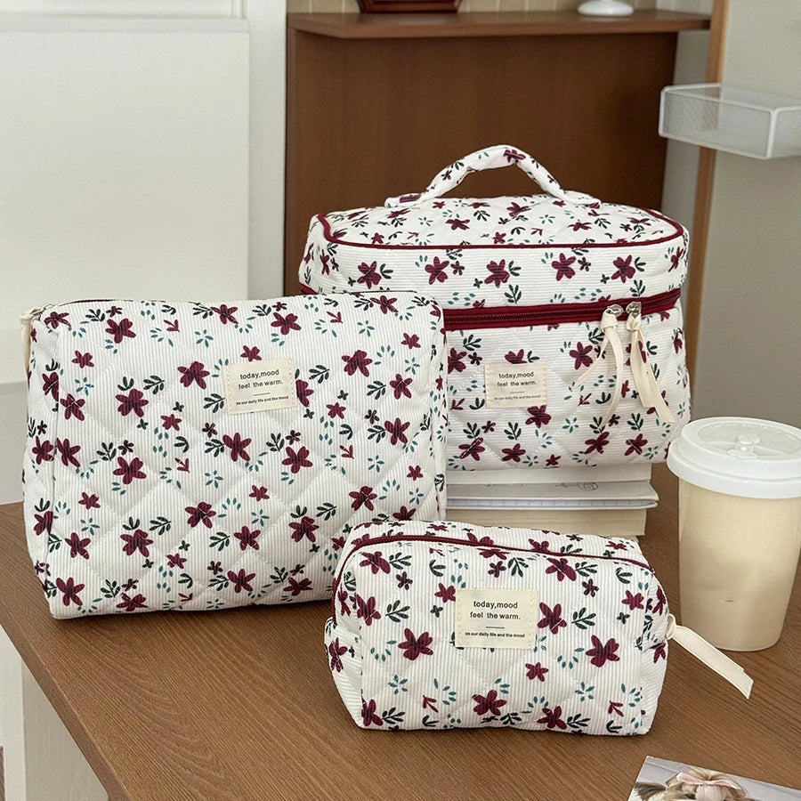 Trousse maquillage à fleurs – Velours côtelé pratique et chic